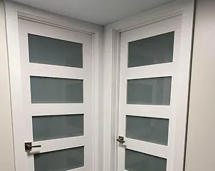 Sliding barn door system